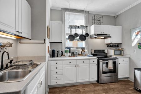 Fully equipped kitchen ready for your home-cooked meals.
